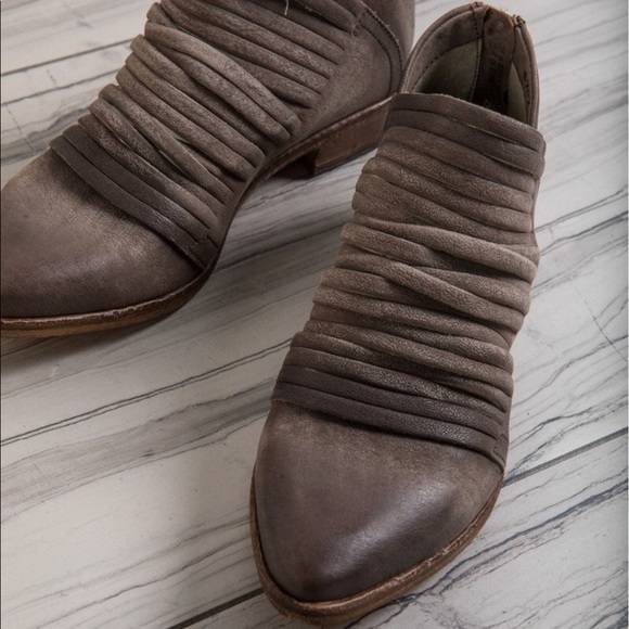 SOLD Free People Lost Valley Ankle Booties - Picture 5 of 6
